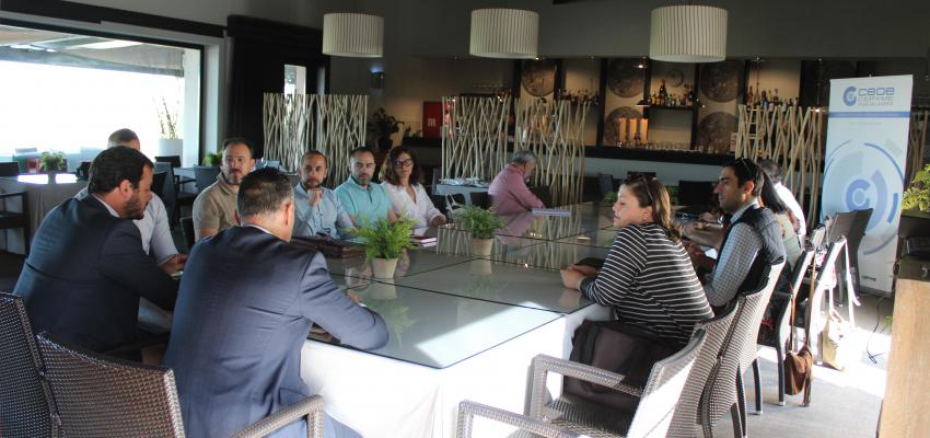 El campo de golf de Valdeluz acoge el �ltimo encuentro de GuadaNetWork de este primer semestre del a�o
